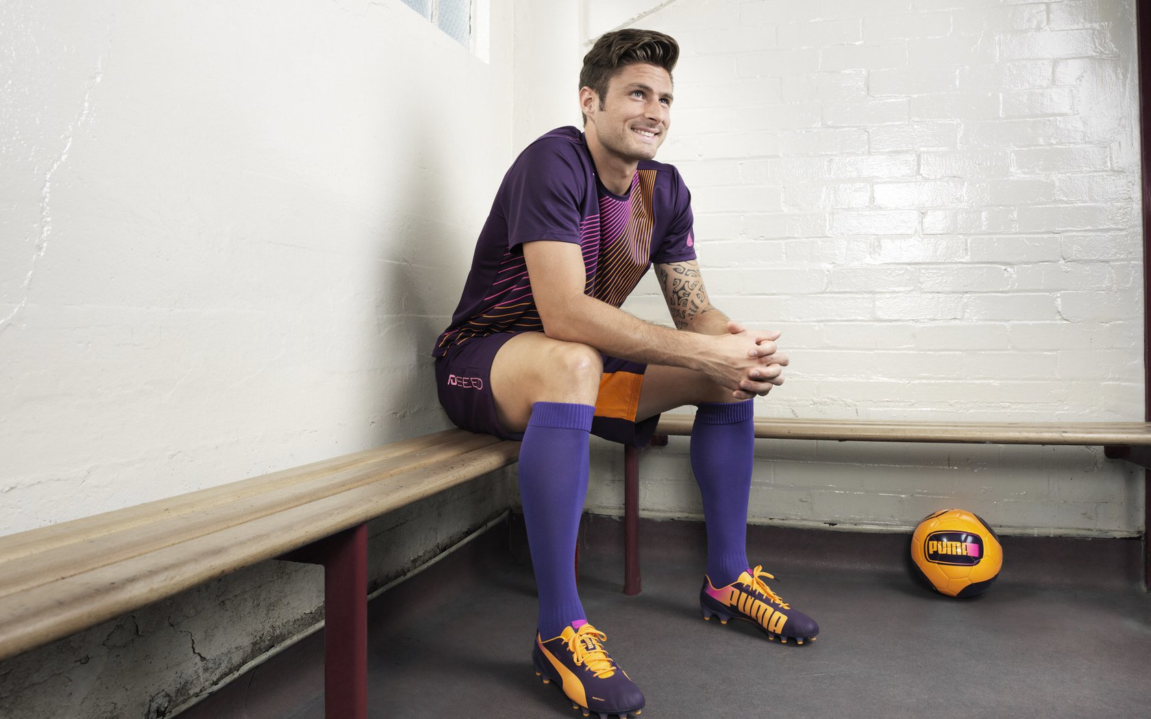 当凯尔特绿遇上中国红,一场加时赛背后的文明对话