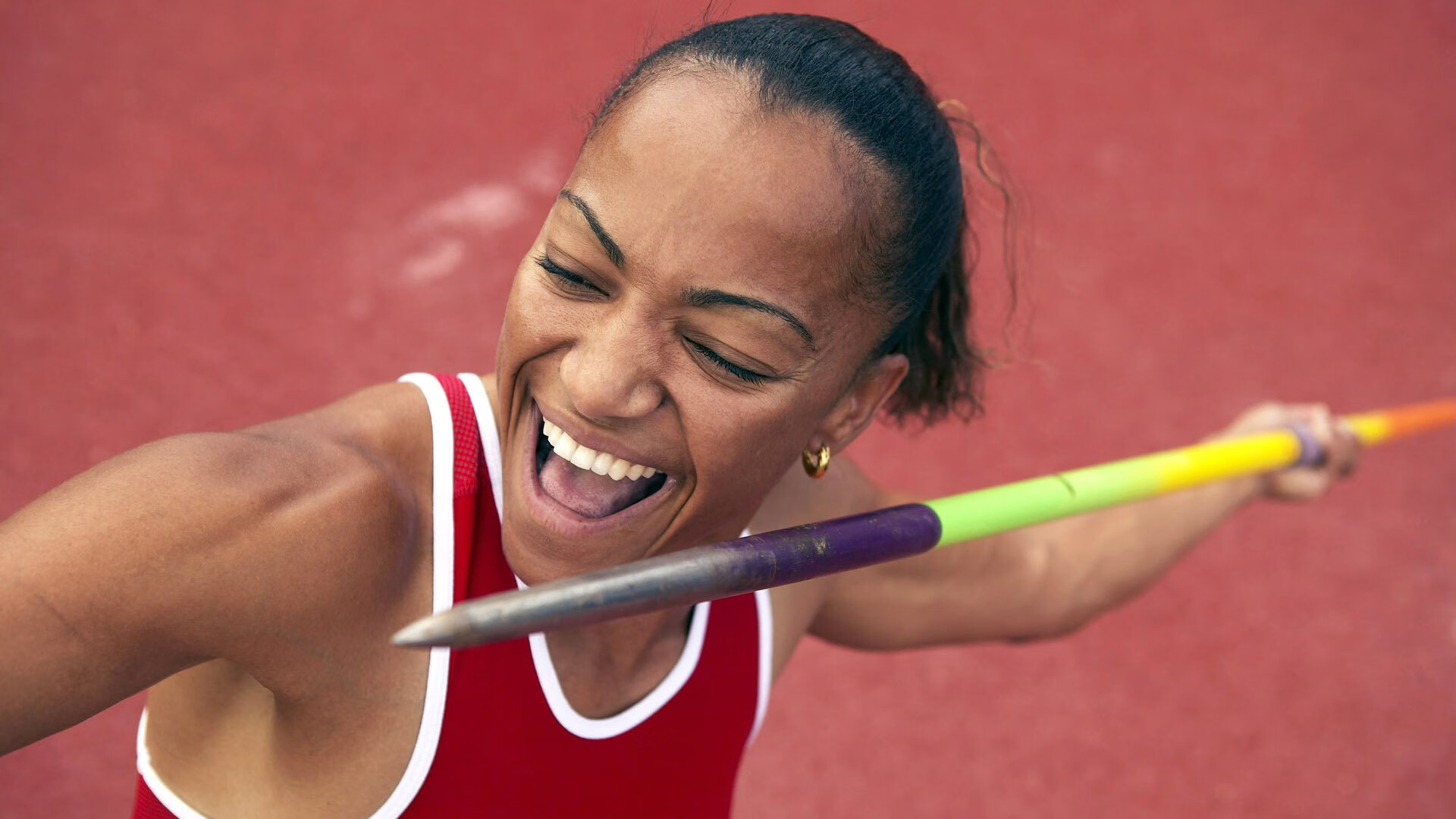 英格兰对阵中国，当迪亚斯在客场打出生涯之夜，足球在重写地缘叙事