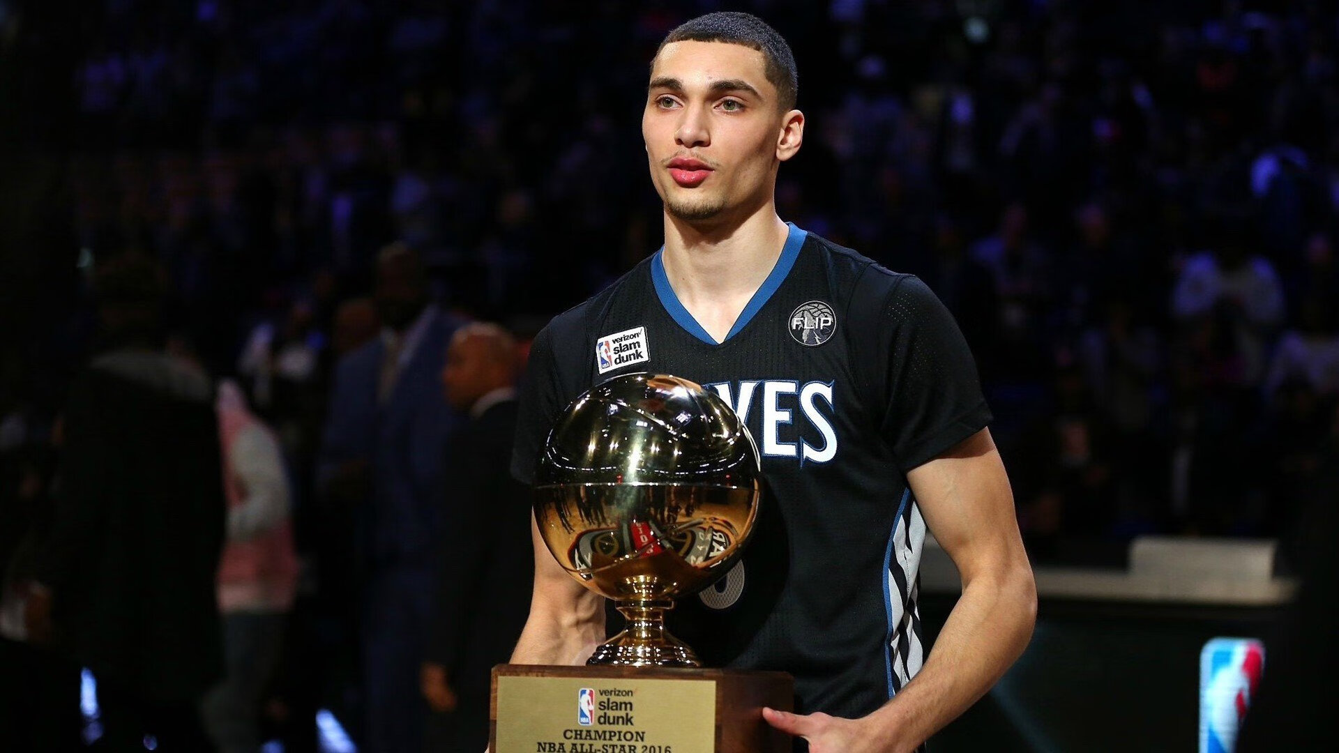 小贾伦单骑破阵，篮网一波流带走辽宁，中国篮球的体系之困浮出水面